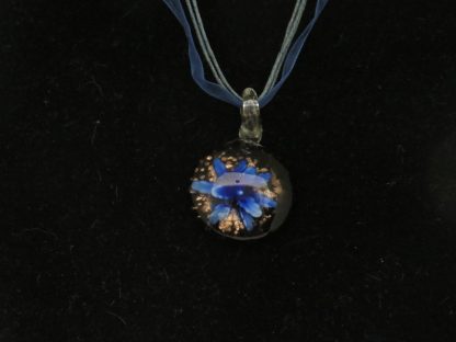 Circle with Flower Murano Glass Necklace in Dark Blue - Image 2