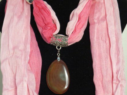 Carnelian Agate Stone Scarf in Pink - Image 2