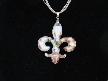 Fleur de Lis Murano Glass Necklace in White - Image 2