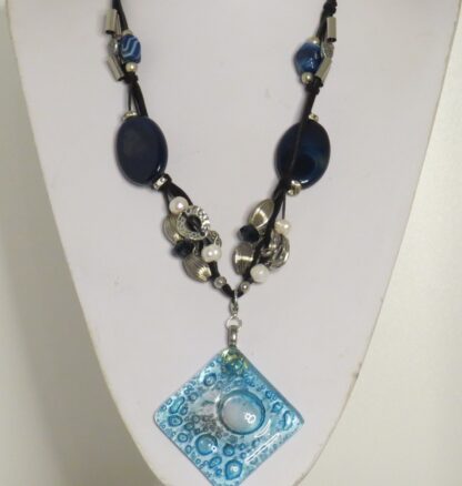 Square Bubble Fusing Glass Necklace with Blue Agate - Image 4