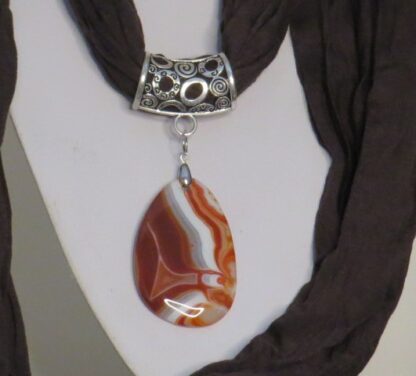 Sardonyx Quartz Stone Scarf in Dark Brown - Image 2